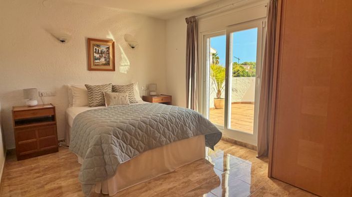 Image No.45-4 Bed Villa for sale