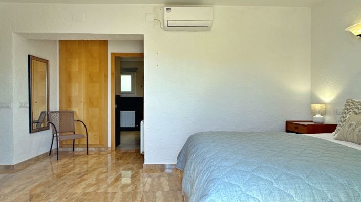 Image No.46-4 Bed Villa for sale