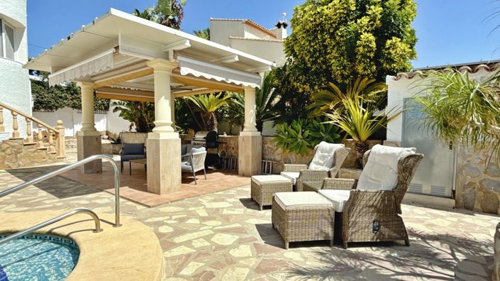 Image No.7-4 Bed Villa for sale