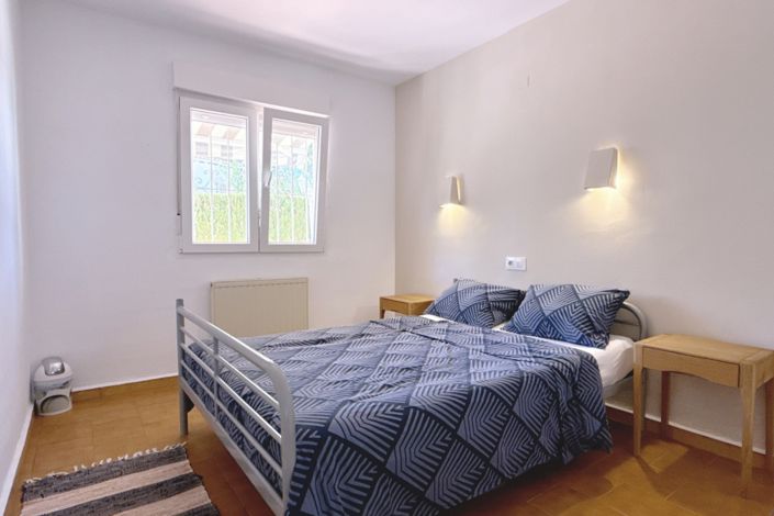 Image No.17-2 Bed Villa for sale