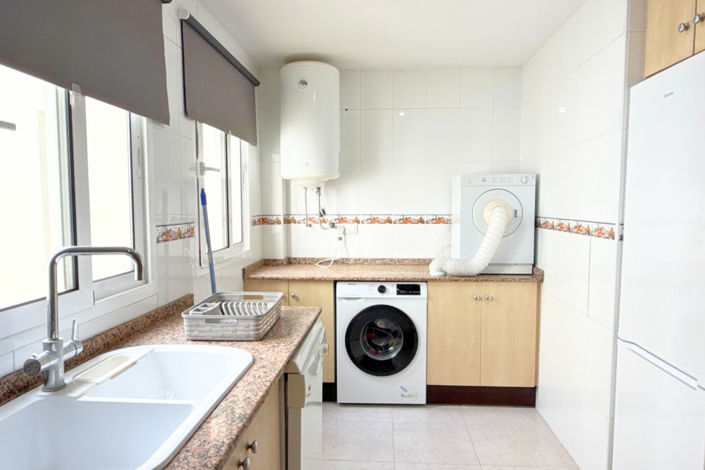 Image No.17-3 Bed Apartment for sale
