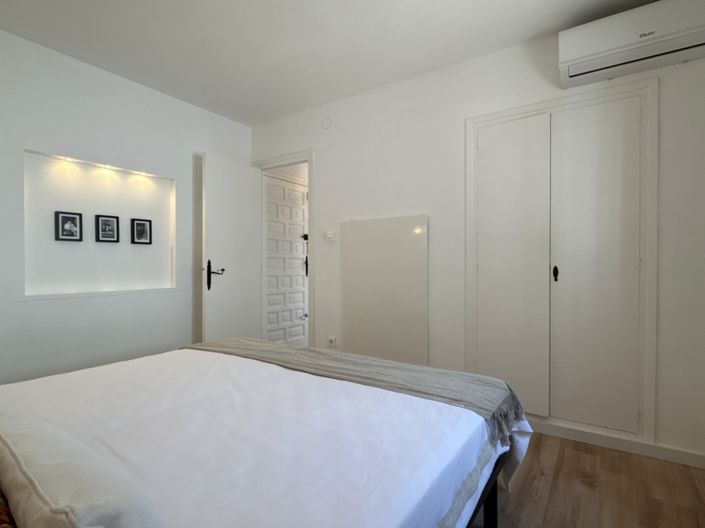 Image No.18-3 Bed Villa for sale