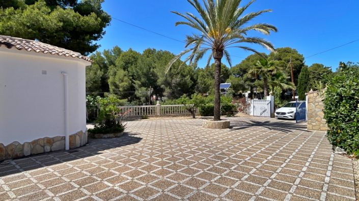Image No.32-3 Bed Villa for sale