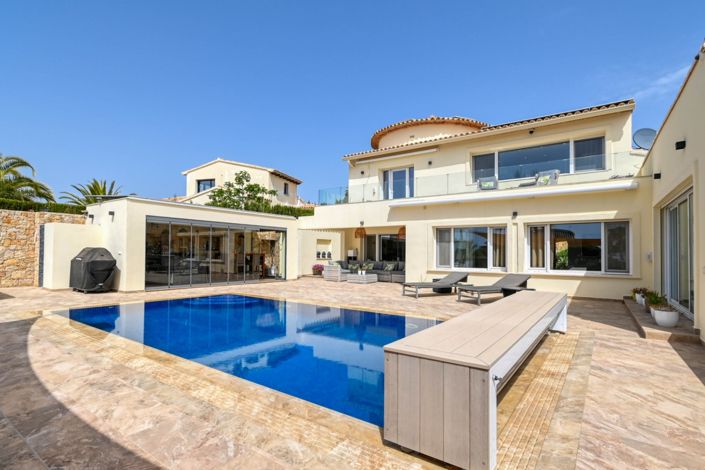 Image No.6-4 Bed Villa for sale