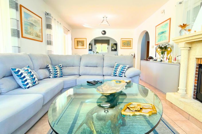 Image No.12-4 Bed Villa for sale