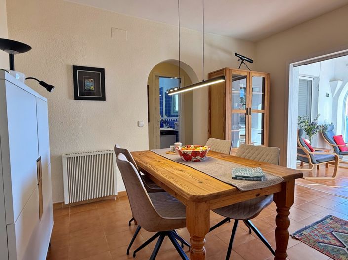 Image No.10-2 Bed Apartment for sale