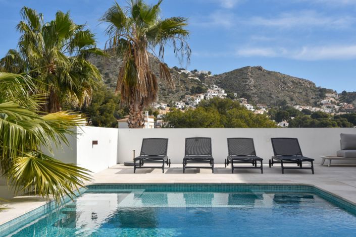 Image No.34-4 Bed Villa for sale
