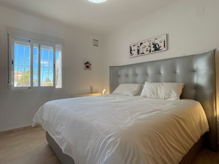 Image No.21-5 Bed Villa for sale
