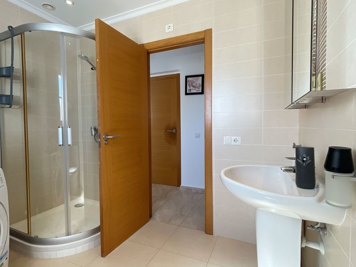 Image No.25-5 Bed Villa for sale