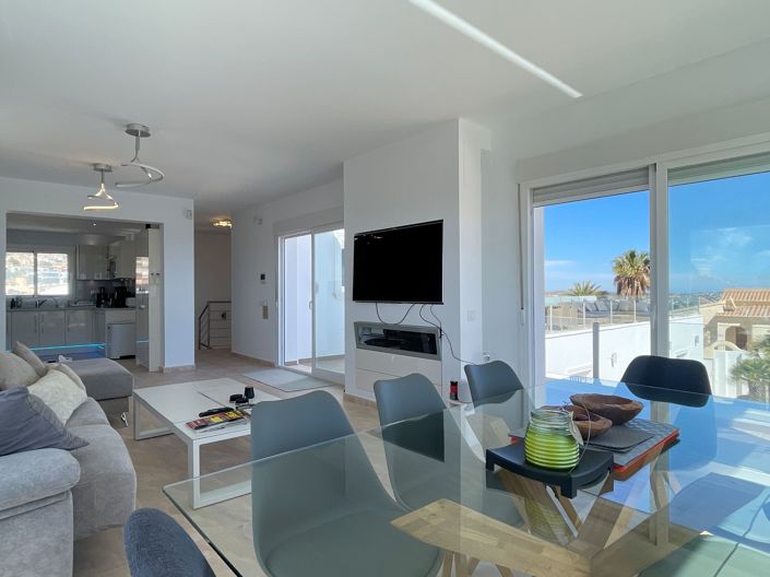 Image No.9-5 Bed Villa for sale