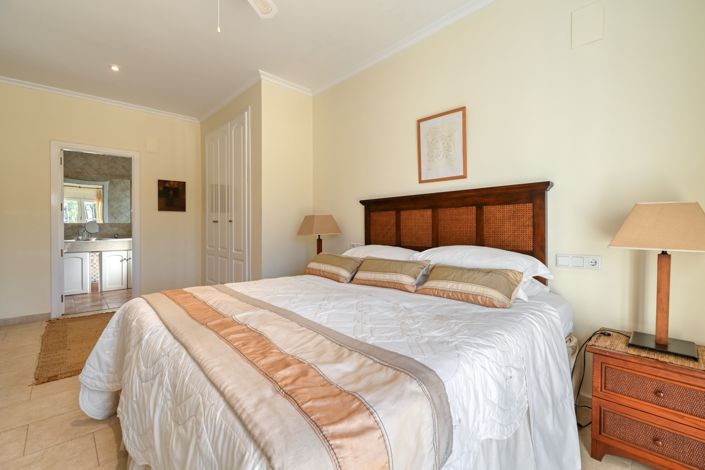 Image No.16-3 Bed Villa for sale
