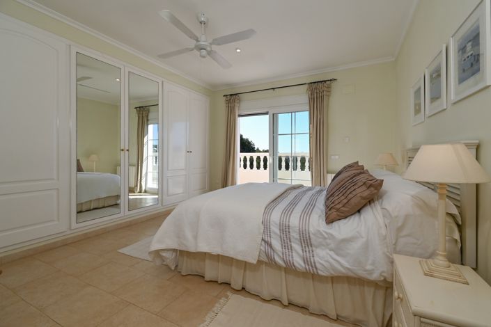 Image No.24-3 Bed Villa for sale