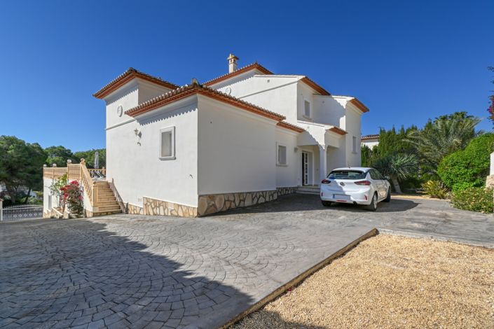 Image No.31-3 Bed Villa for sale