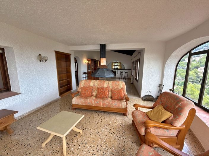 Image No.10-3 Bed Villa for sale