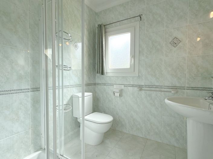Image No.13-3 Bed Villa for sale