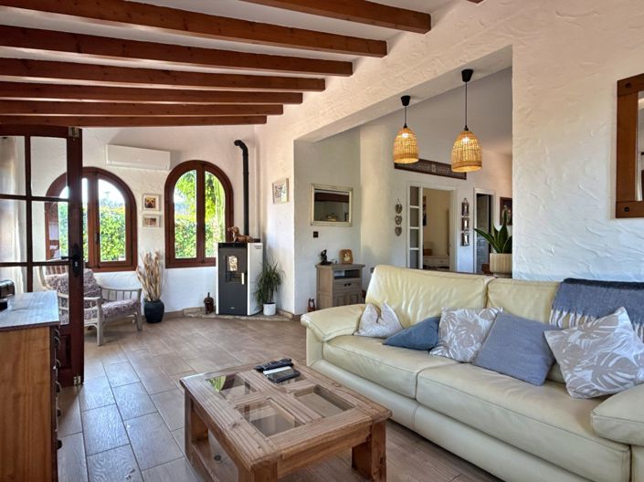Image No.12-2 Bed Villa for sale