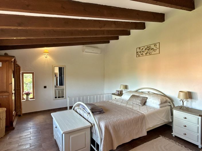Image No.25-2 Bed Villa for sale