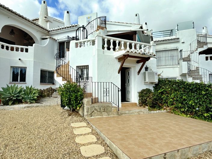 Image No.19-3 Bed Villa for sale