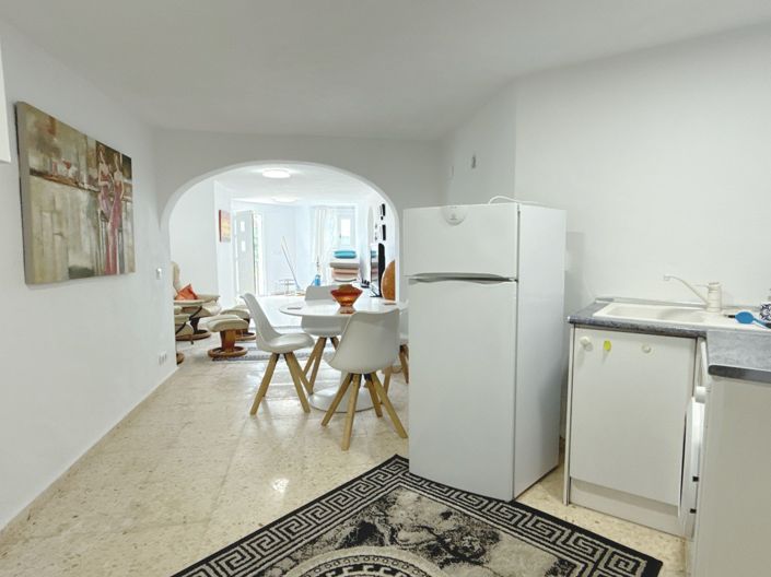 Image No.24-3 Bed Villa for sale