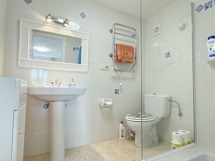 Image No.27-3 Bed Villa for sale