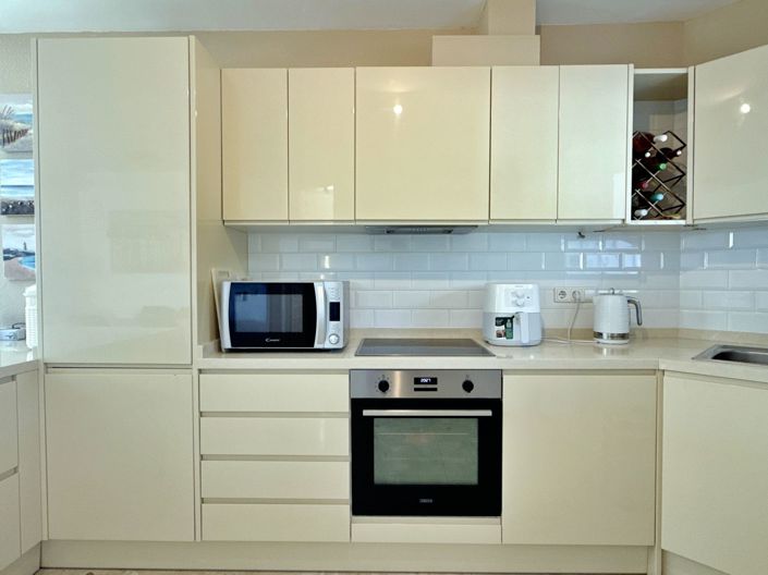 Image No.10-3 Bed Villa for sale