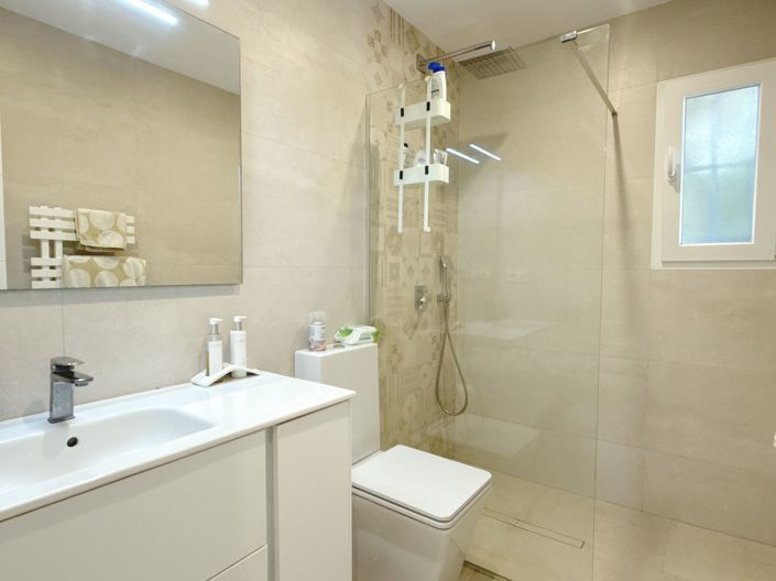 Image No.14-2 Bed Villa for sale