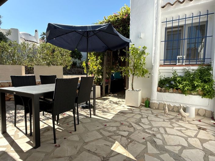 Image No.19-2 Bed Villa for sale