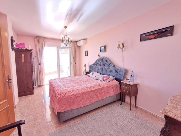 Image No.19-3 Bed Apartment for sale
