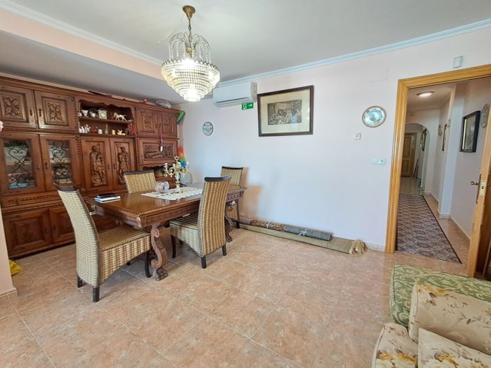 Image No.28-3 Bed Apartment for sale