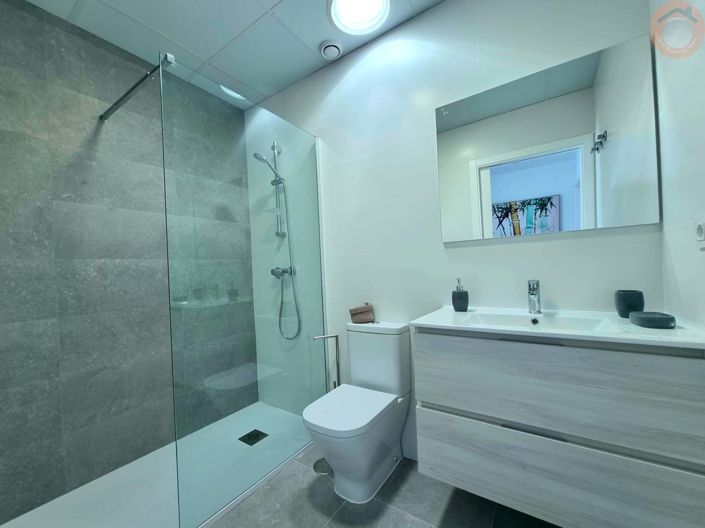 Image No.9-2 Bed Villa for sale