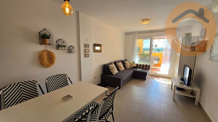 Image No.8-2 Bed Apartment for sale
