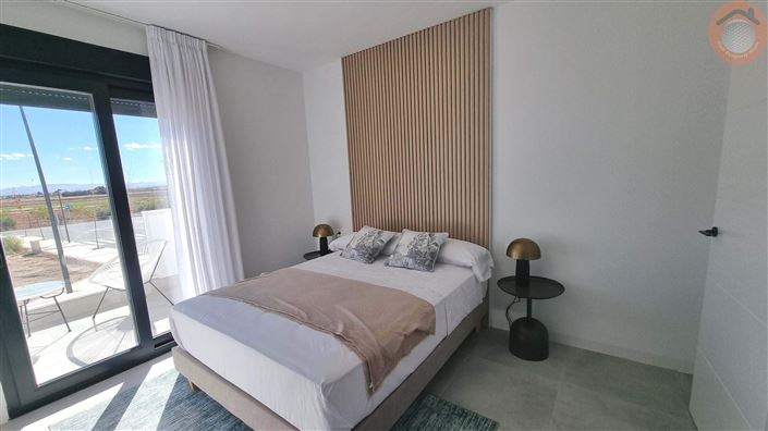 Image No.18-2 Bed Villa for sale