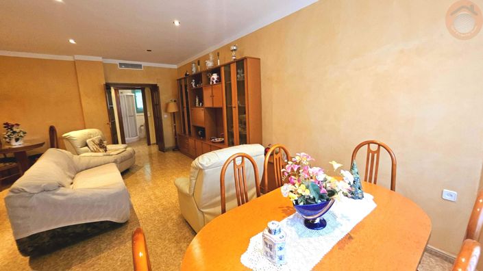 Image No.6-3 Bed Villa for sale