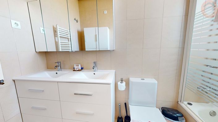 Image No.20-3 Bed Villa for sale