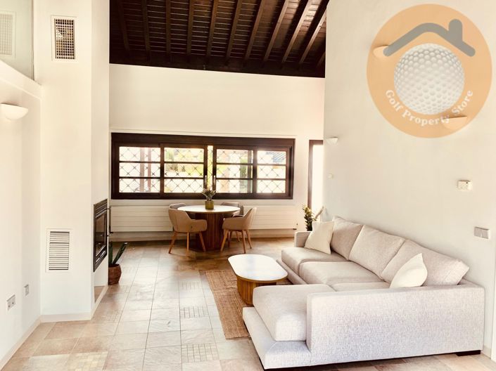 Image No.5-2 Bed Villa for sale