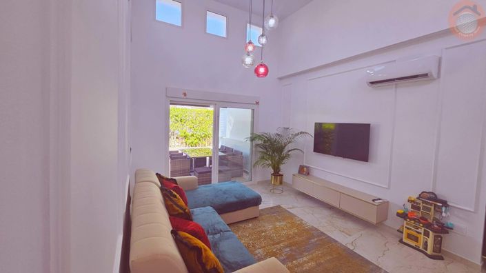 Image No.10-3 Bed Villa for sale