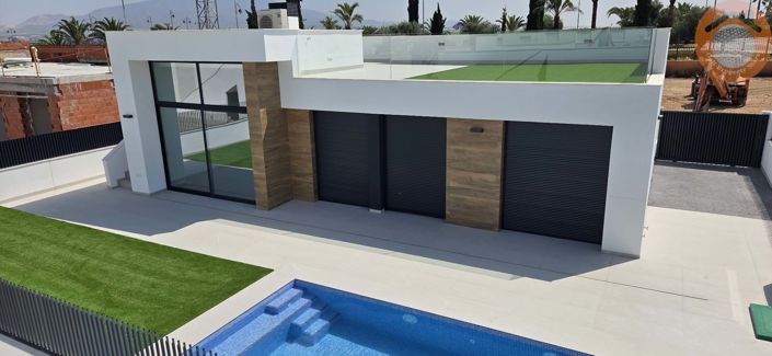 Image No.7-3 Bed Villa for sale