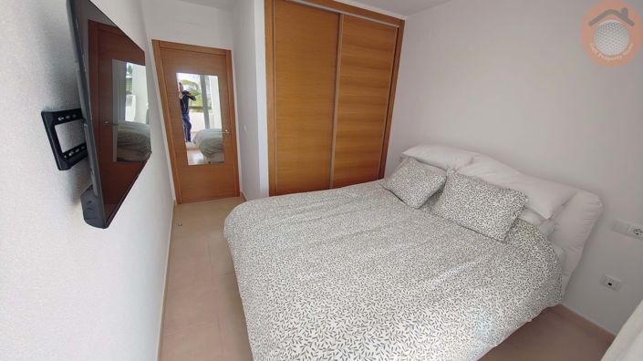 Image No.17-2 Bed Apartment for sale