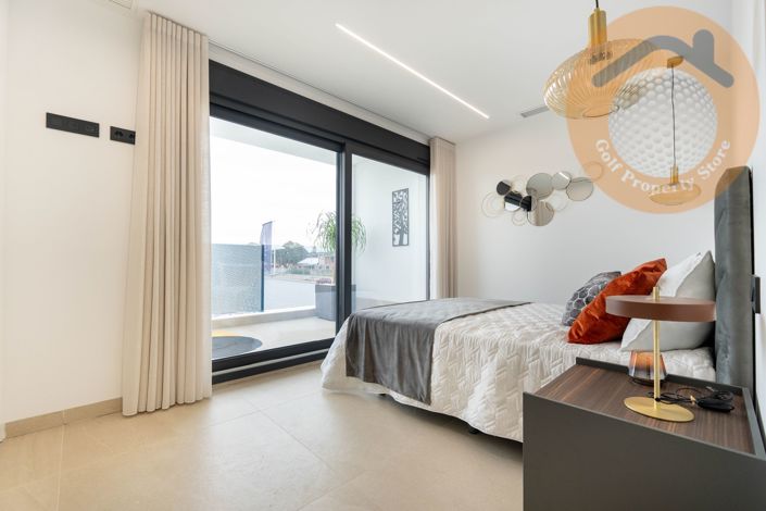 Image No.3-3 Bed Villa for sale