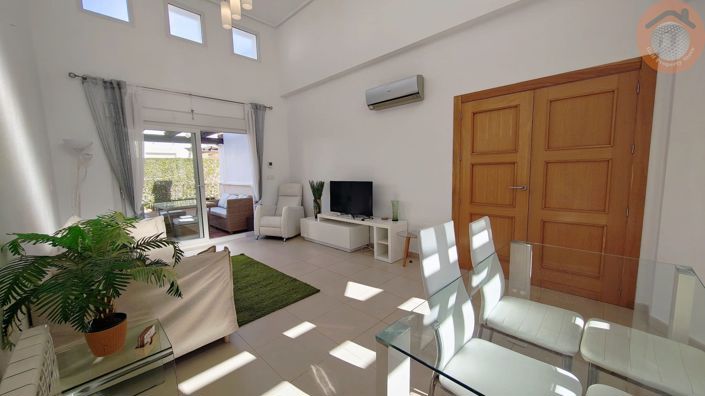 Image No.3-2 Bed Villa for sale