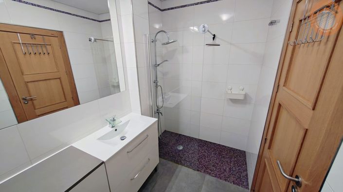 Image No.23-2 Bed Villa for sale