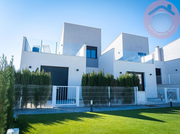 Image No.16-3 Bed Townhouse for sale