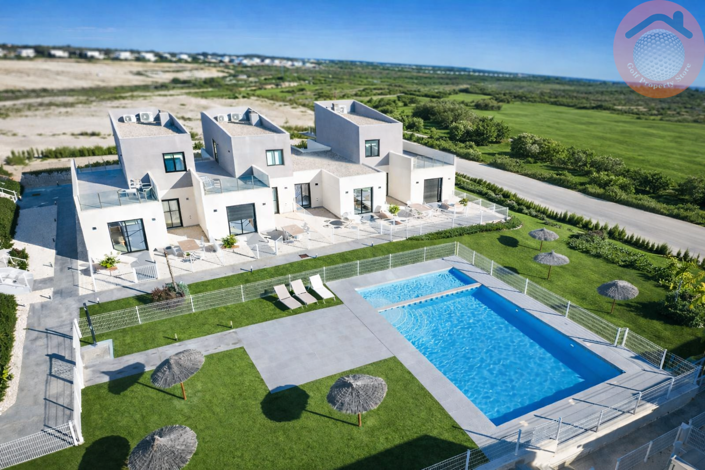 Image No.2-3 Bed Townhouse for sale