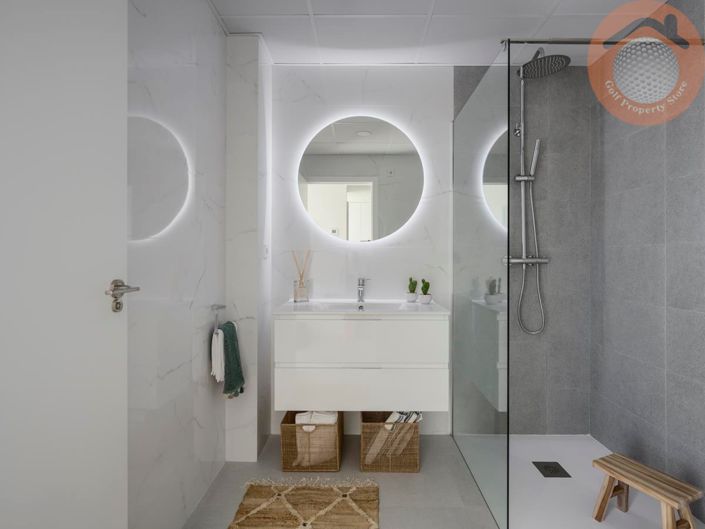 Image No.32-3 Bed Townhouse for sale