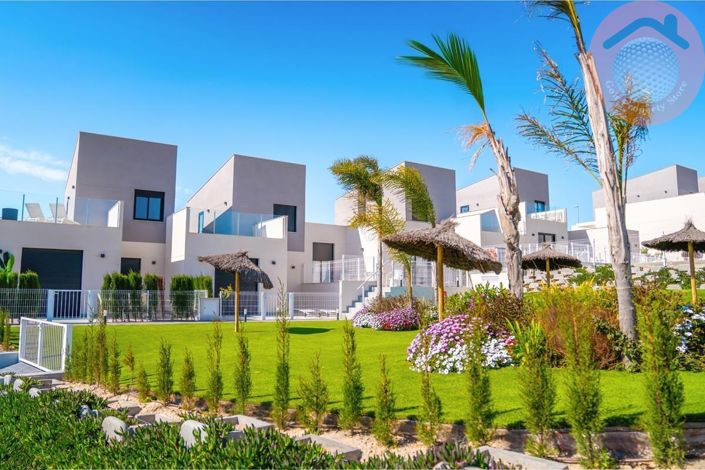 Image No.44-3 Bed Townhouse for sale