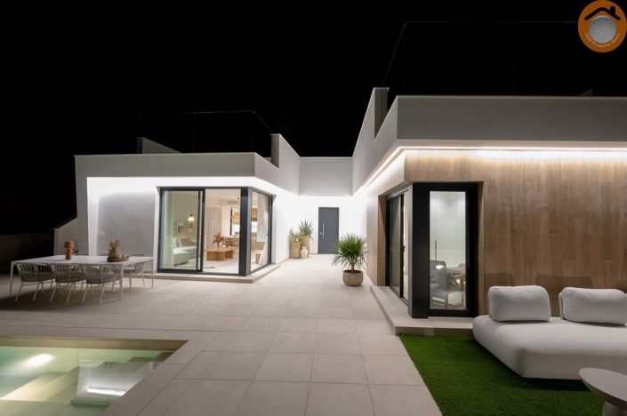 Image No.11-3 Bed Villa for sale