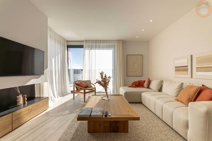 Image No.2-3 Bed Villa for sale