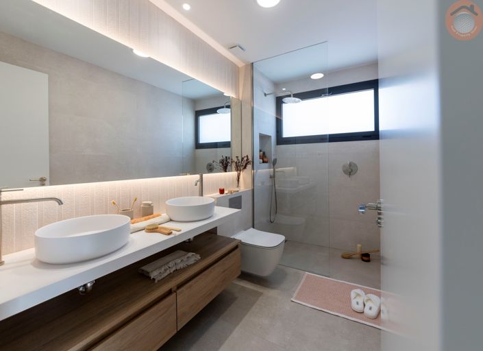 Image No.40-3 Bed Villa for sale