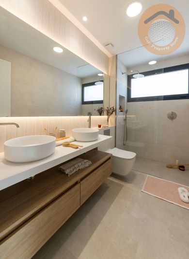 Image No.41-3 Bed Villa for sale