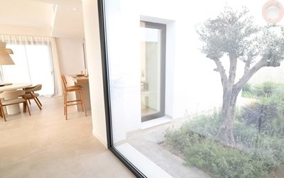 116-659295-4f641b0a83626aa13f69ce3570ee39547c